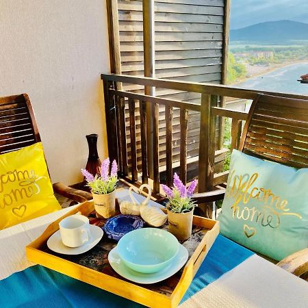 Santa Marina 2-Bedroom Apt. W/ Sea View + Terrace Созополь Экстерьер фото